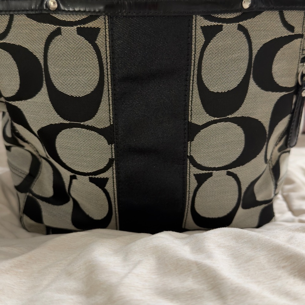 Coach Black and Gray Shoulder Bag